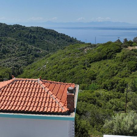 Iordanis House- Traditional House In Old Alonnisos ภายนอก รูปภาพ