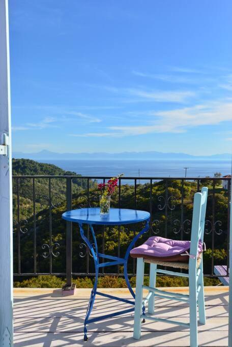Iordanis House- Traditional House In Old Alonnisos ภายนอก รูปภาพ